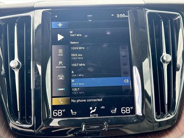 2021 Volvo XC60 T5 Momentum