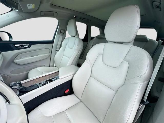 2021 Volvo XC60 T5 Momentum