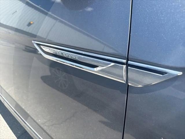 2024 Volkswagen Atlas Cross Sport 2.0T SEL Premium R-Line