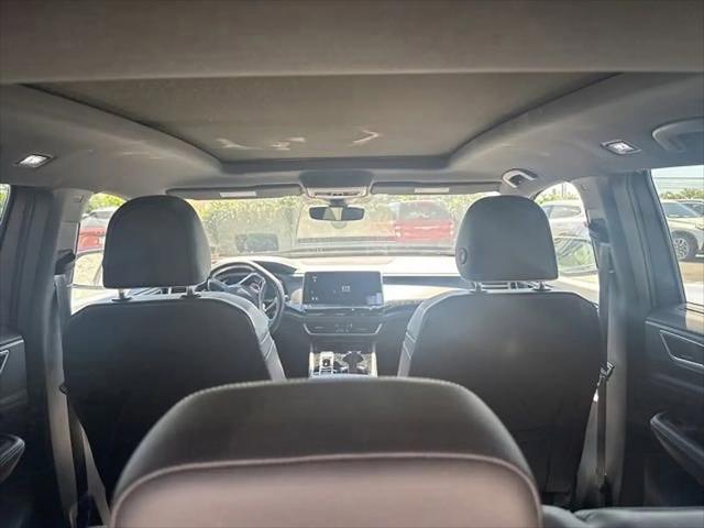 2024 Volkswagen Atlas Cross Sport 2.0T SEL Premium R-Line