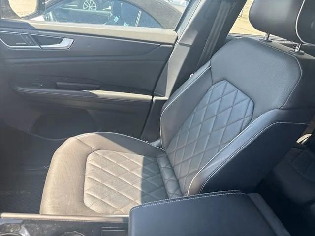 2024 Volkswagen Atlas Cross Sport 2.0T SEL Premium R-Line