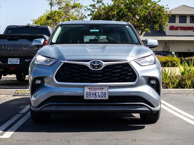 2020 Toyota Highlander LE