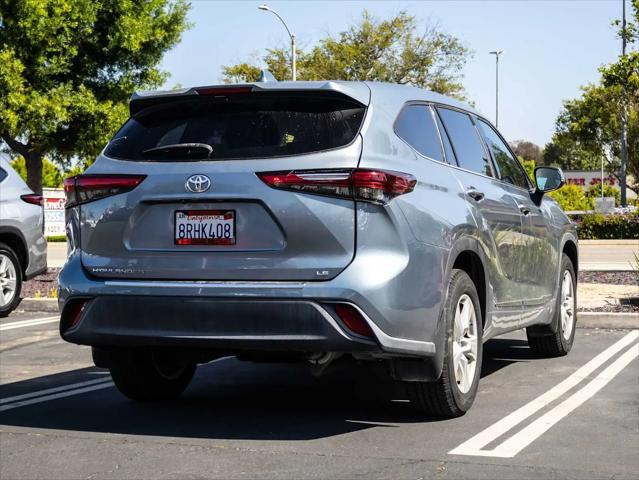 2020 Toyota Highlander LE