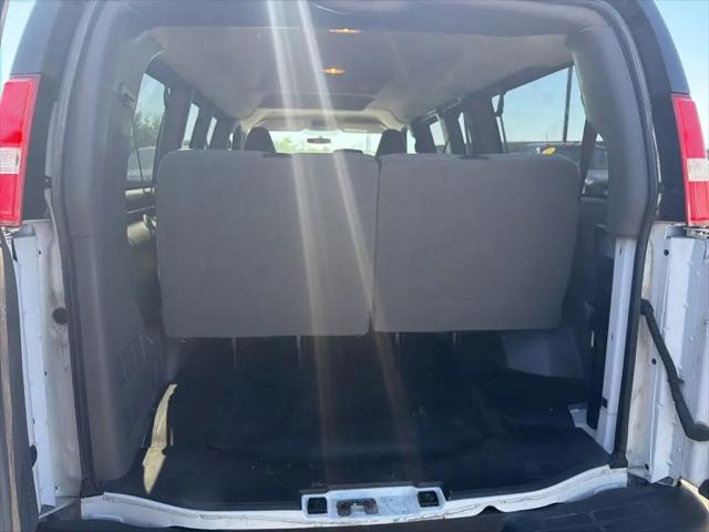 2017 Chevrolet Express LS