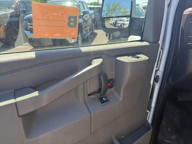 2017 Chevrolet Express LS