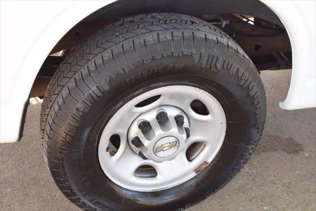 2020 Chevrolet Express Cargo Van RWD 2500 Regular Wheelbase WT