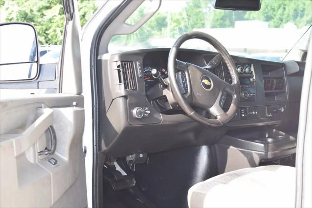 2020 Chevrolet Express Cargo Van RWD 2500 Regular Wheelbase WT