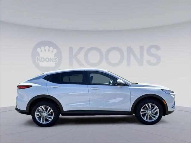 2026 Buick NV Preferred FWD