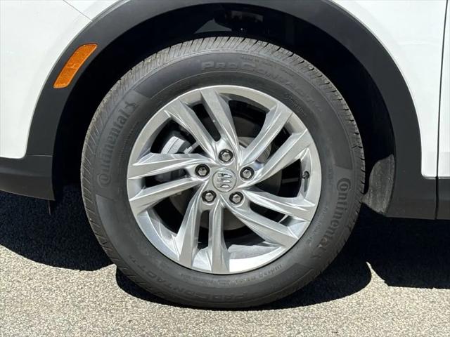 2026 Buick NV Preferred FWD