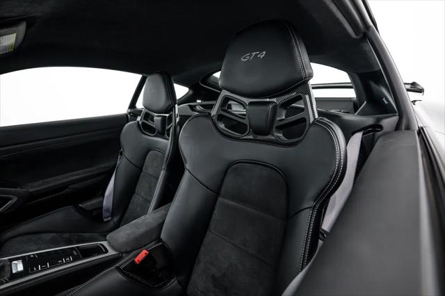 2016 Porsche Cayman GT4