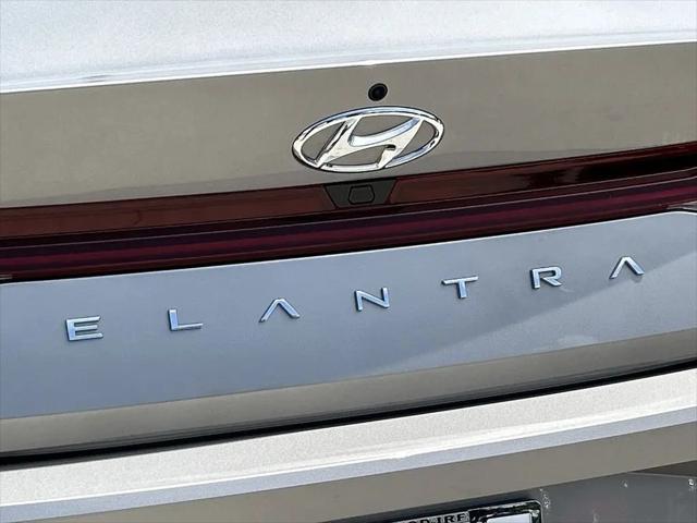 2023 Hyundai Elantra Hybrid Limited