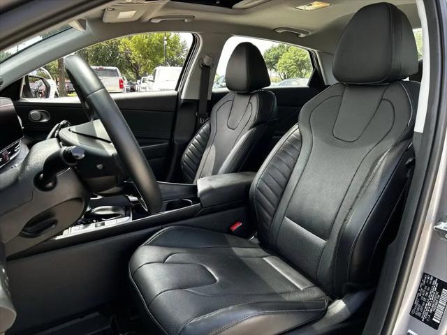 2023 Hyundai Elantra Hybrid Limited