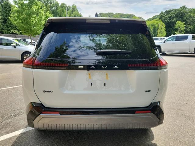 2026 Toyota RAV4 SE