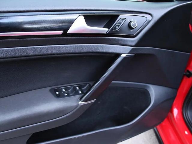 2017 Volkswagen Golf GTI Sport 4-Door