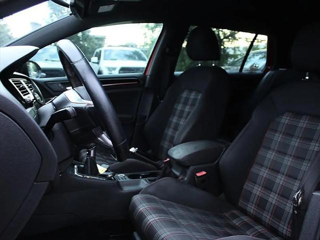 2017 Volkswagen Golf GTI Sport 4-Door