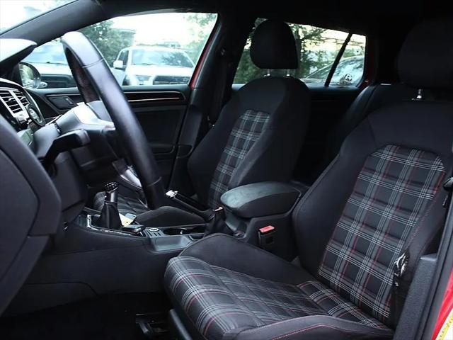 2017 Volkswagen Golf GTI Sport 4-Door