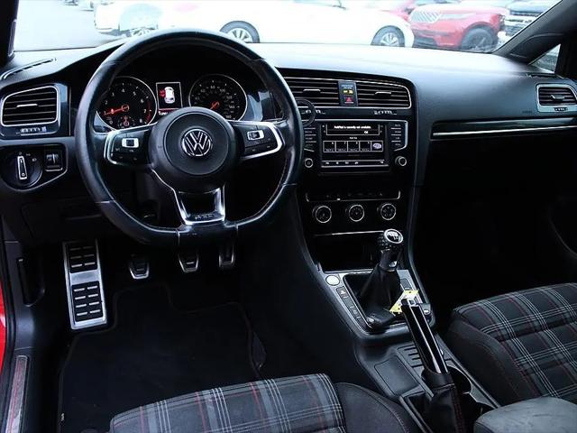 2017 Volkswagen Golf GTI Sport 4-Door