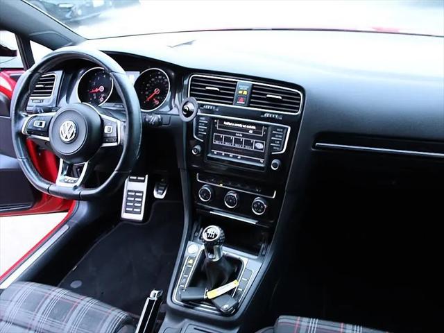 2017 Volkswagen Golf GTI Sport 4-Door