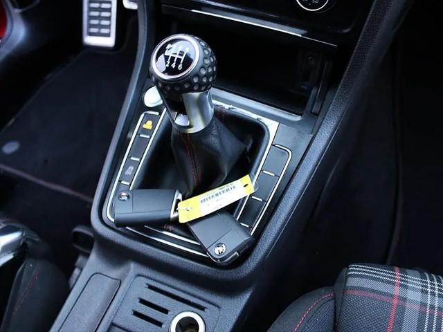 2017 Volkswagen Golf GTI Sport 4-Door