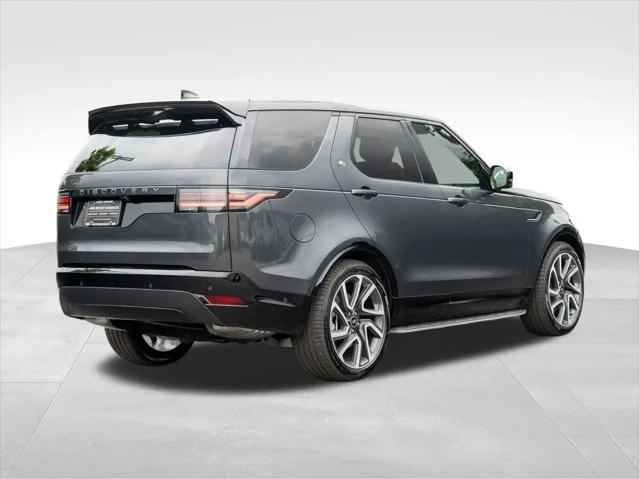 2025 Land Rover Discovery P360 Dynamic SE