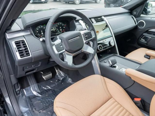 2025 Land Rover Discovery P360 Dynamic SE