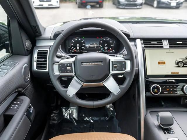 2025 Land Rover Discovery P360 Dynamic SE