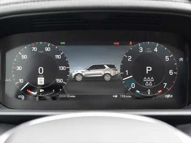 2025 Land Rover Discovery P360 Dynamic SE