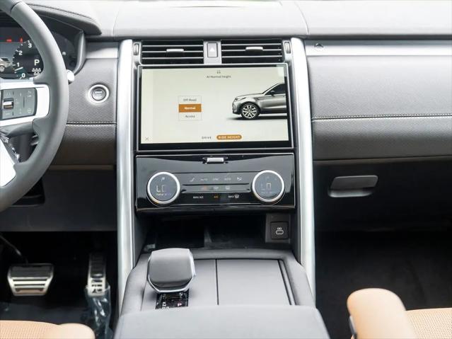 2025 Land Rover Discovery P360 Dynamic SE