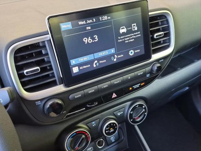 2026 Hyundai Venue SE