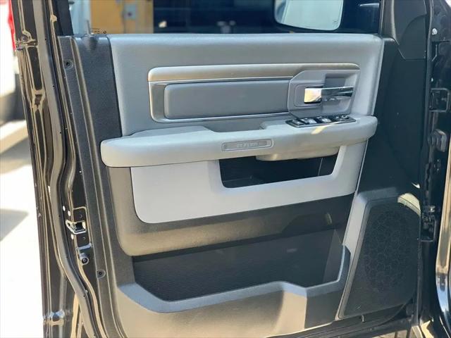 2018 Ram 1500 Big Horn Crew Cab 4x4 5'7" Box