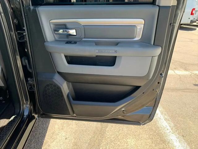 2018 Ram 1500 Big Horn Crew Cab 4x4 5'7" Box