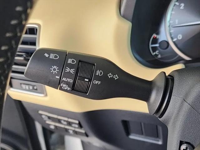 2020 Lexus NX 300 Luxury