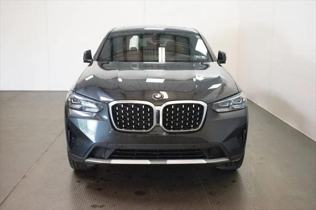 2025 BMW X4 xDrive30i