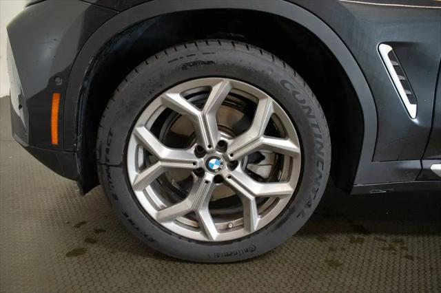 2025 BMW X4 xDrive30i