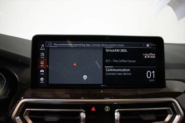 2025 BMW X4 xDrive30i