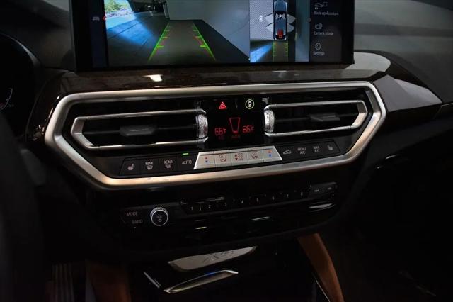2025 BMW X4 xDrive30i