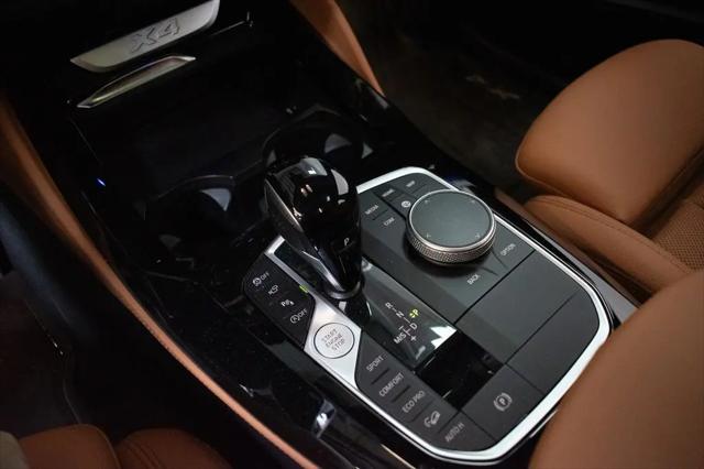 2025 BMW X4 xDrive30i