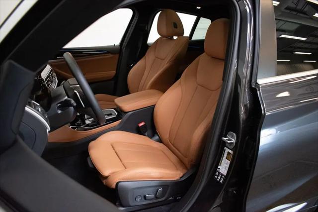 2025 BMW X4 xDrive30i