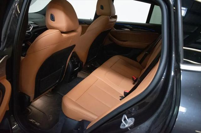 2025 BMW X4 xDrive30i