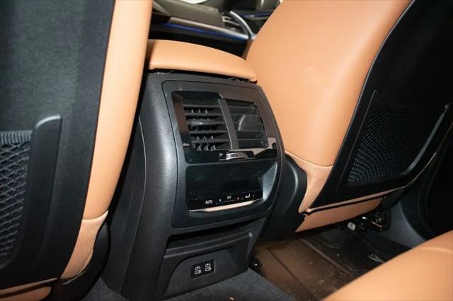 2025 BMW X4 xDrive30i