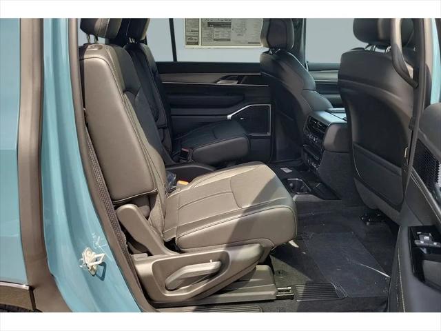2026 Jeep Grand Wagoneer 4x2