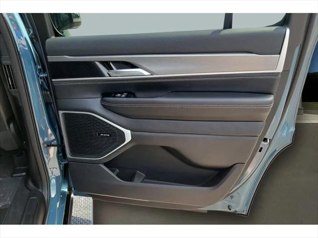 2026 Jeep Grand Wagoneer 4x2