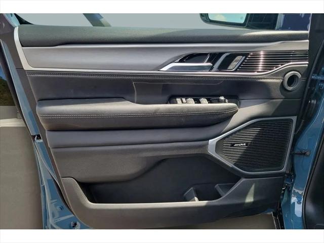 2026 Jeep Grand Wagoneer 4x2