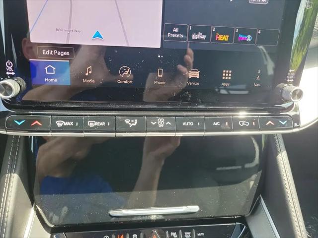 2026 Jeep Grand Wagoneer 4x2
