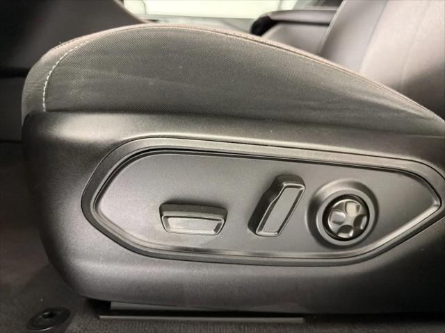 2023 Jeep Grand Cherokee L Laredo 4x4