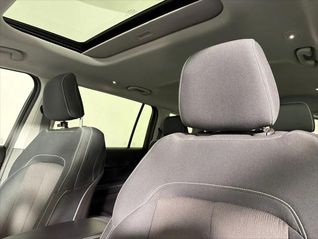 2023 Jeep Grand Cherokee L Laredo 4x4