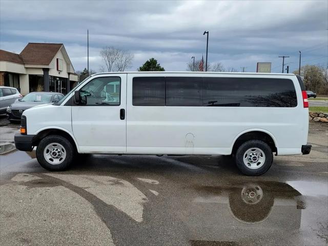 2017 GMC Savana 3500 LS