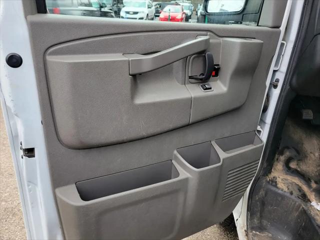 2017 GMC Savana 3500 LS