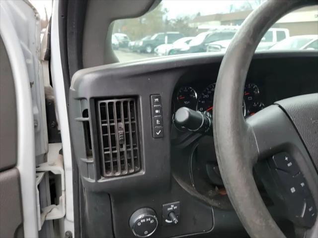 2017 GMC Savana 3500 LS