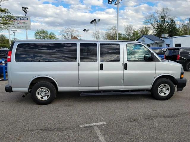 2020 Chevrolet Express Passenger RWD 3500 Extended Wheelbase LS